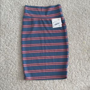 LuLaRoe Cassie skirt